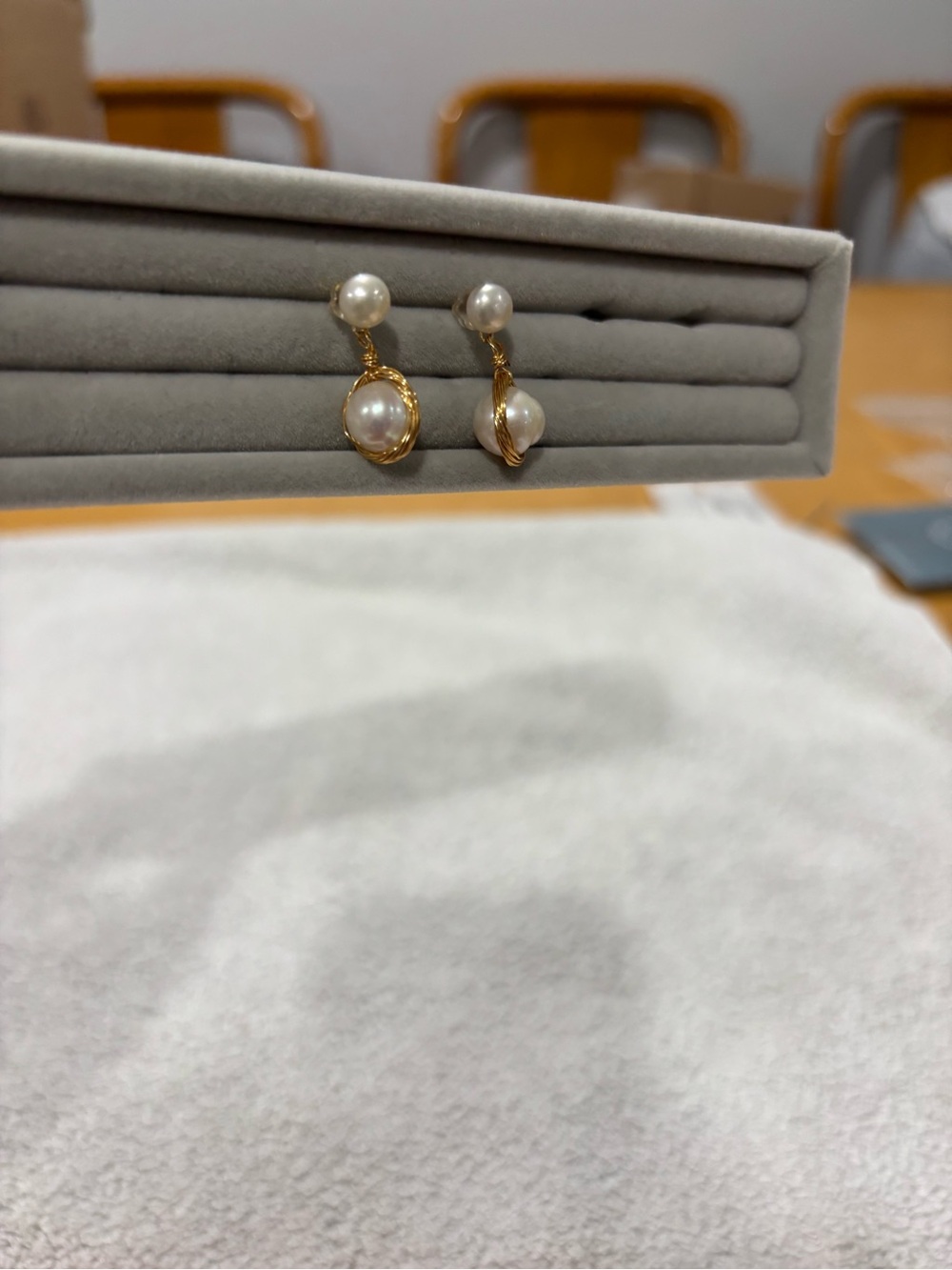 Classic Gold and White Pearl Drop Earrings - Elegant Women's Jewelry - Picture 6 of 11